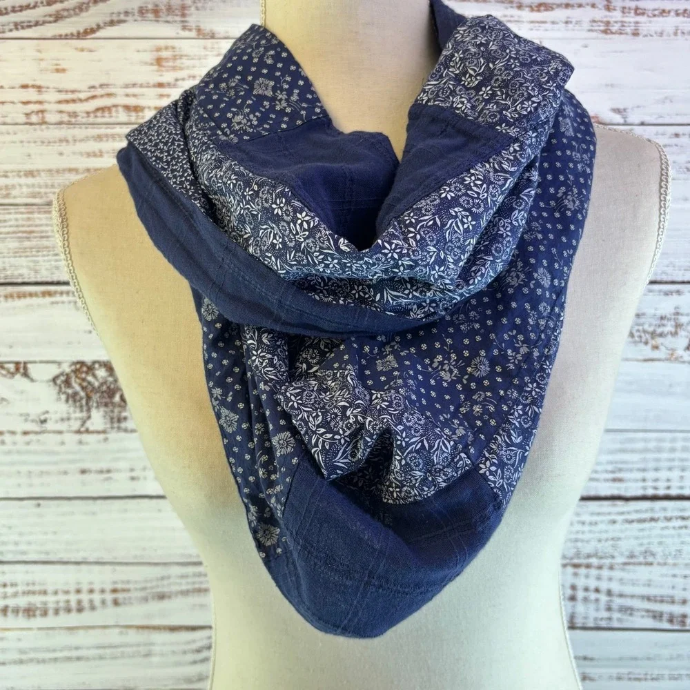 Bandana Infinity Scarf Abercrombie & Fitch Navy Blue Cotton Patchwork Cowgirl